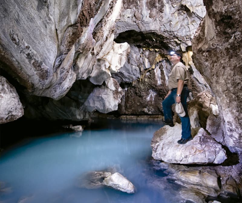 Grutas o cuevas locales