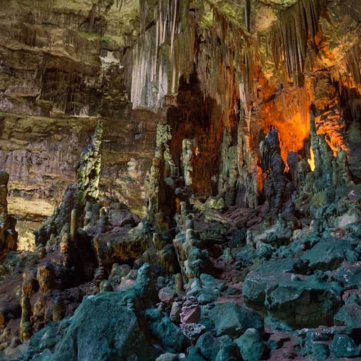 Grutas o cuevas locales - Image 3